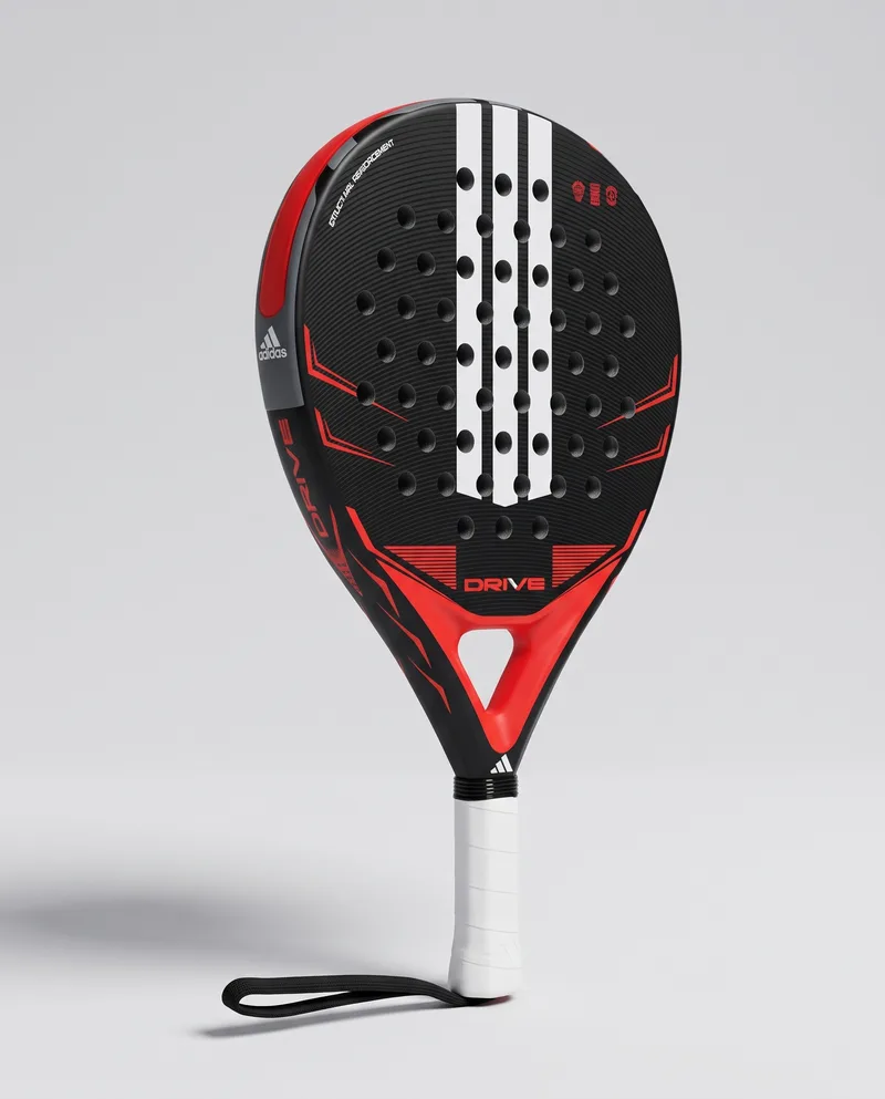 Adidas Drive Black 2026, AI vizualizacija
