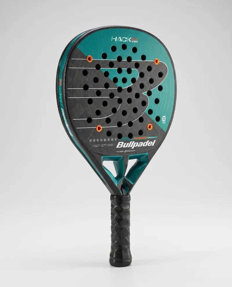 Bullpadel Hack 04 Hybrid 2025, AI vizualizacija