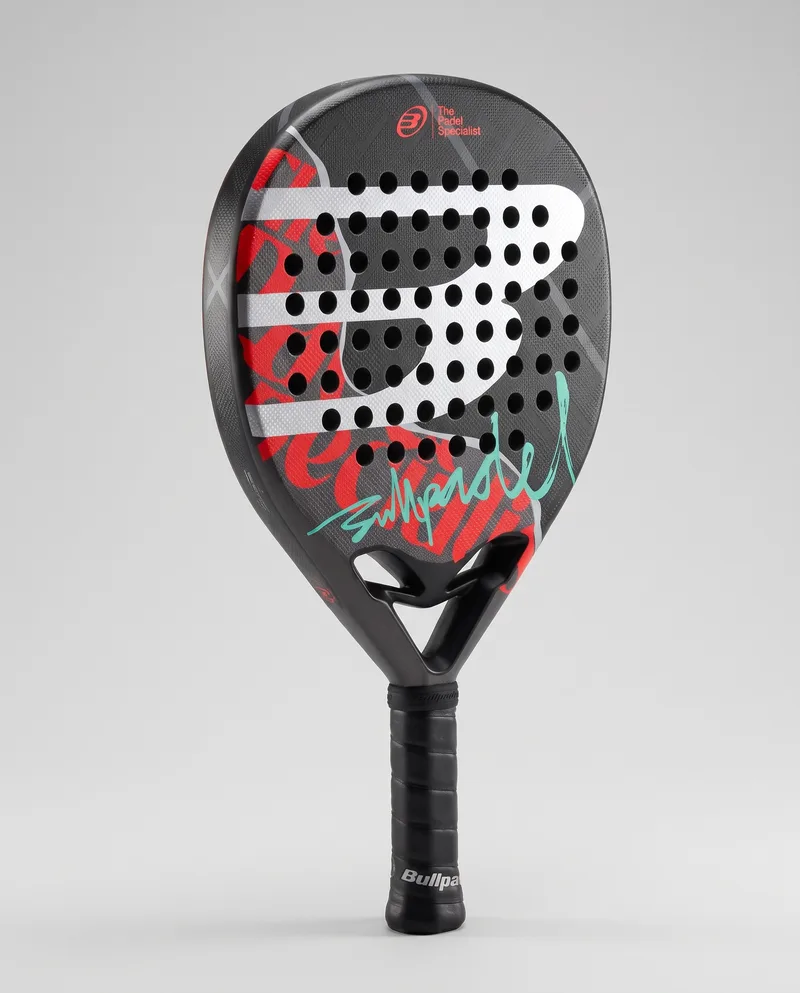 Bullpadel Ionic Control 2026, AI vizualizacija